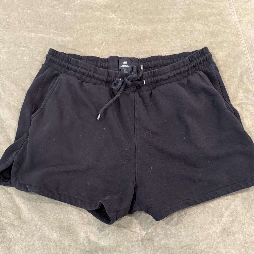 H&M Women's Black Shorts